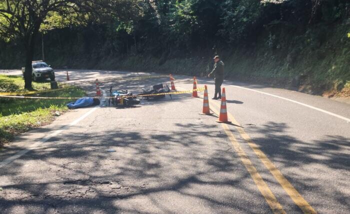 Neivano muere en choque de motos • La Nación