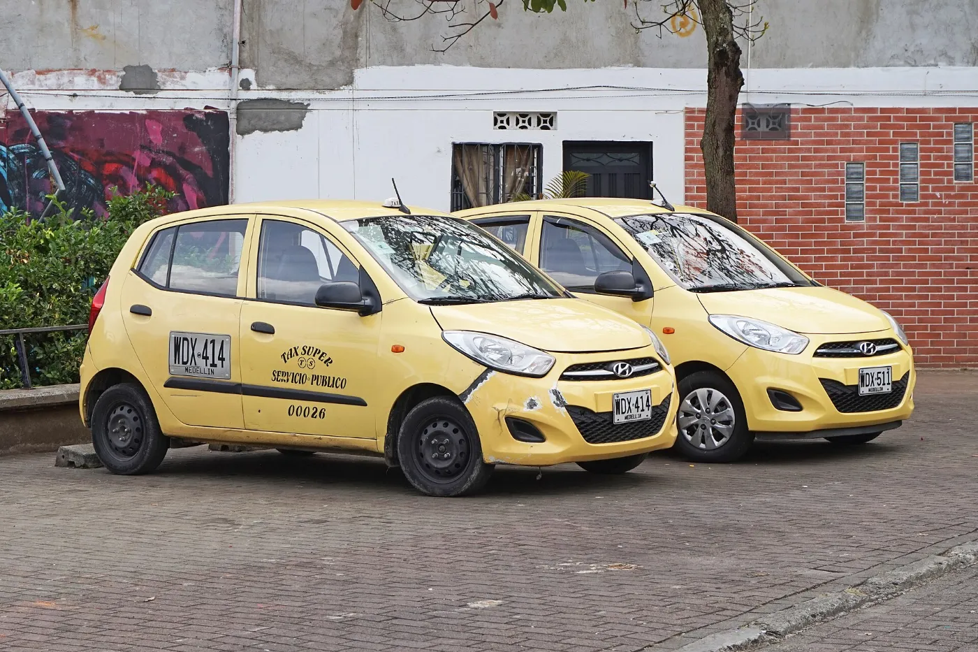 Tarifas de taxi en Medellín 2026: carrera mínima, aeropuerto y pico y placa